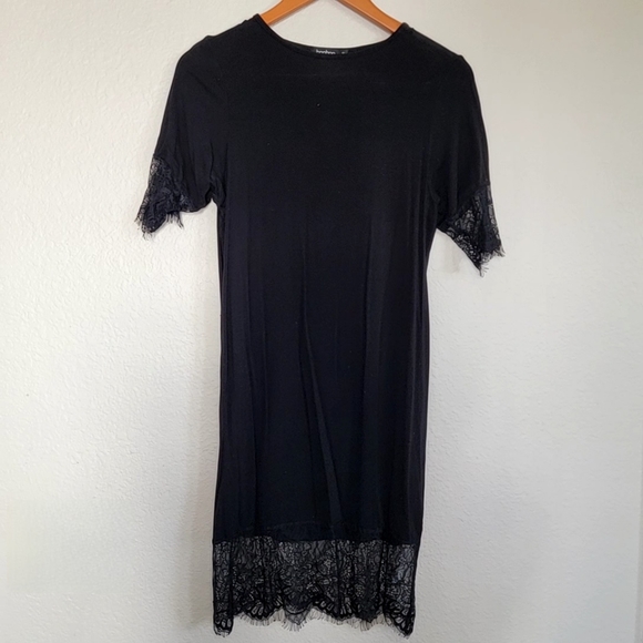 Boohoo - Picture 2 of 7